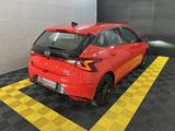 Hyundai i20 Mild-Hybrid+Mwst+Bose+Ambien+LED+Kam+Carplay - Hyundai i20 mit Benzin-Antrieb: Rot, Lederlenkrad