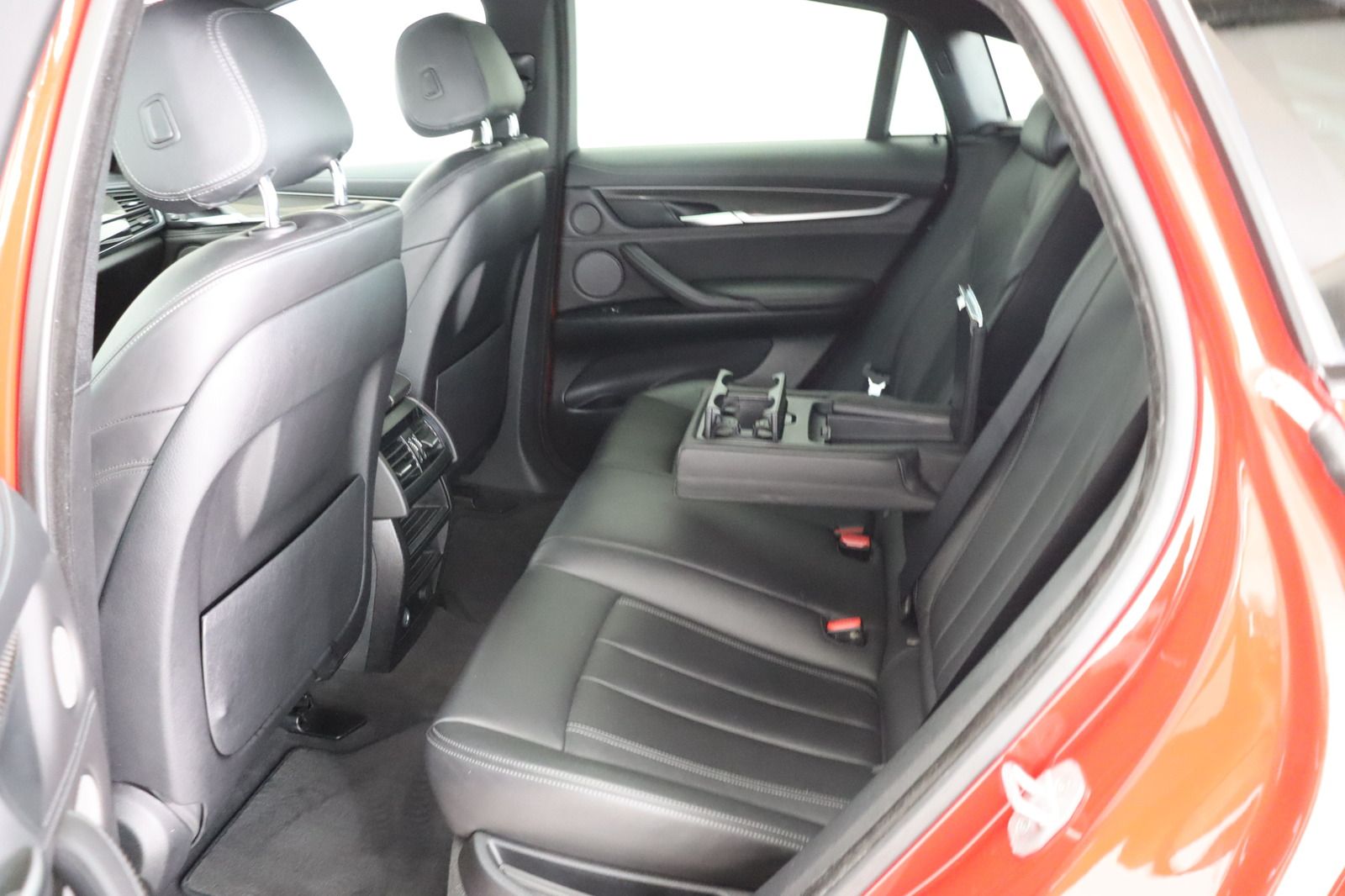 Fahrzeugabbildung BMW X6 M * HUD * LEDER * 360° Kamera