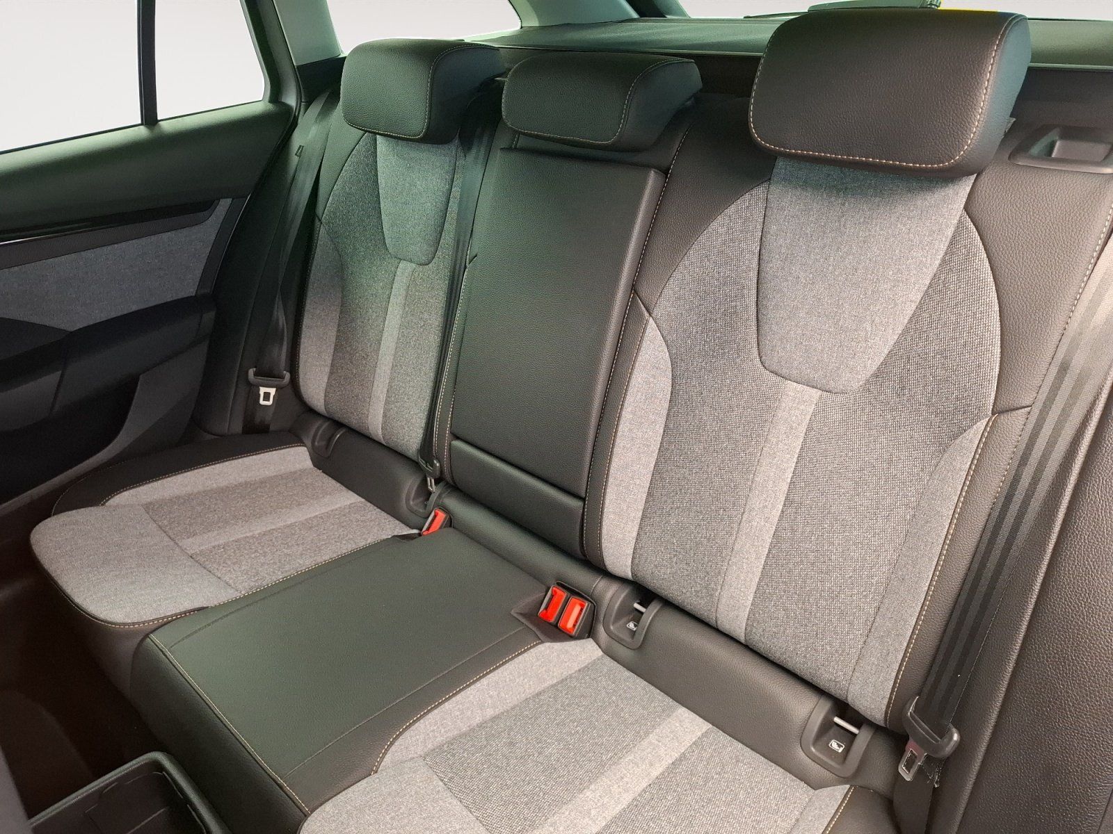 Skoda Octavia - Bild 8