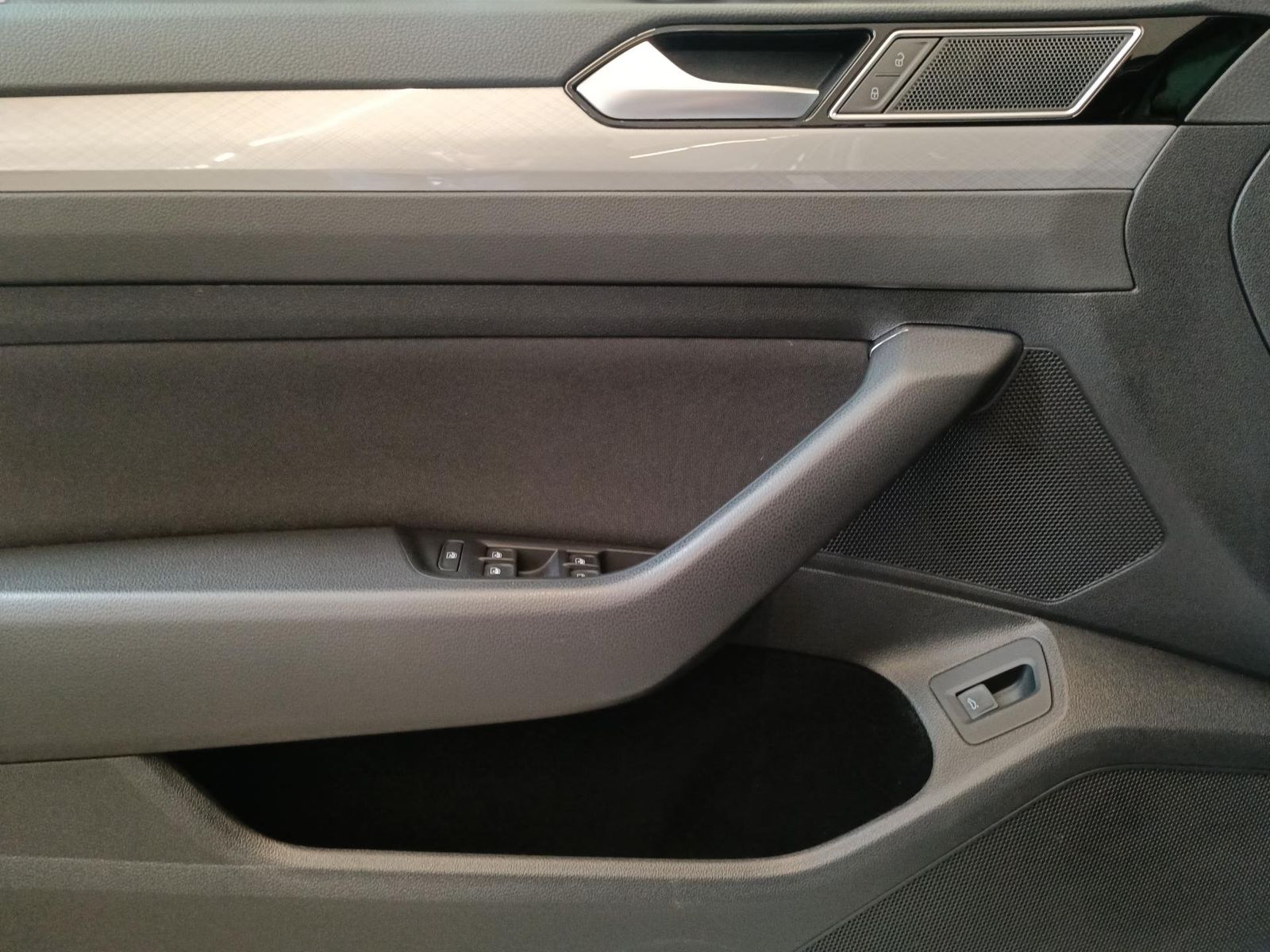 Volkswagen Passat - Bild 16