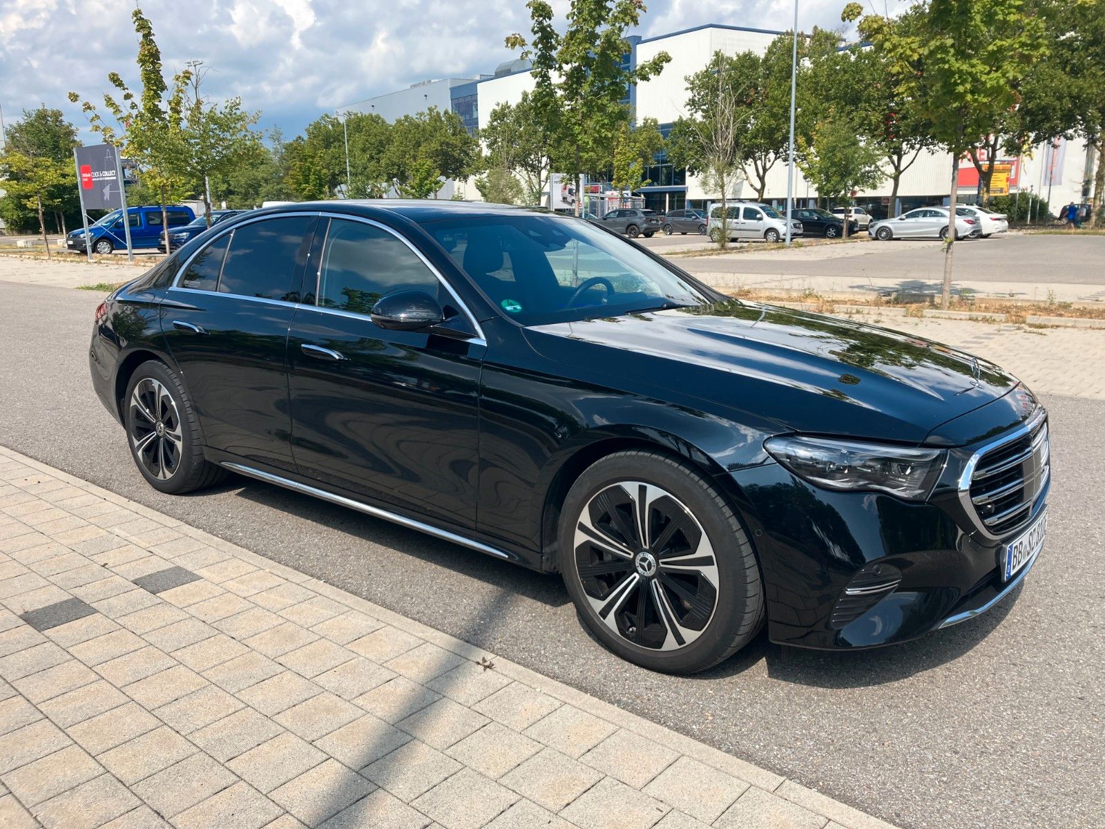 Mercedes-Benz E300e Exclusive Komfort P. Park P. Bur4D HeadUp foto 3