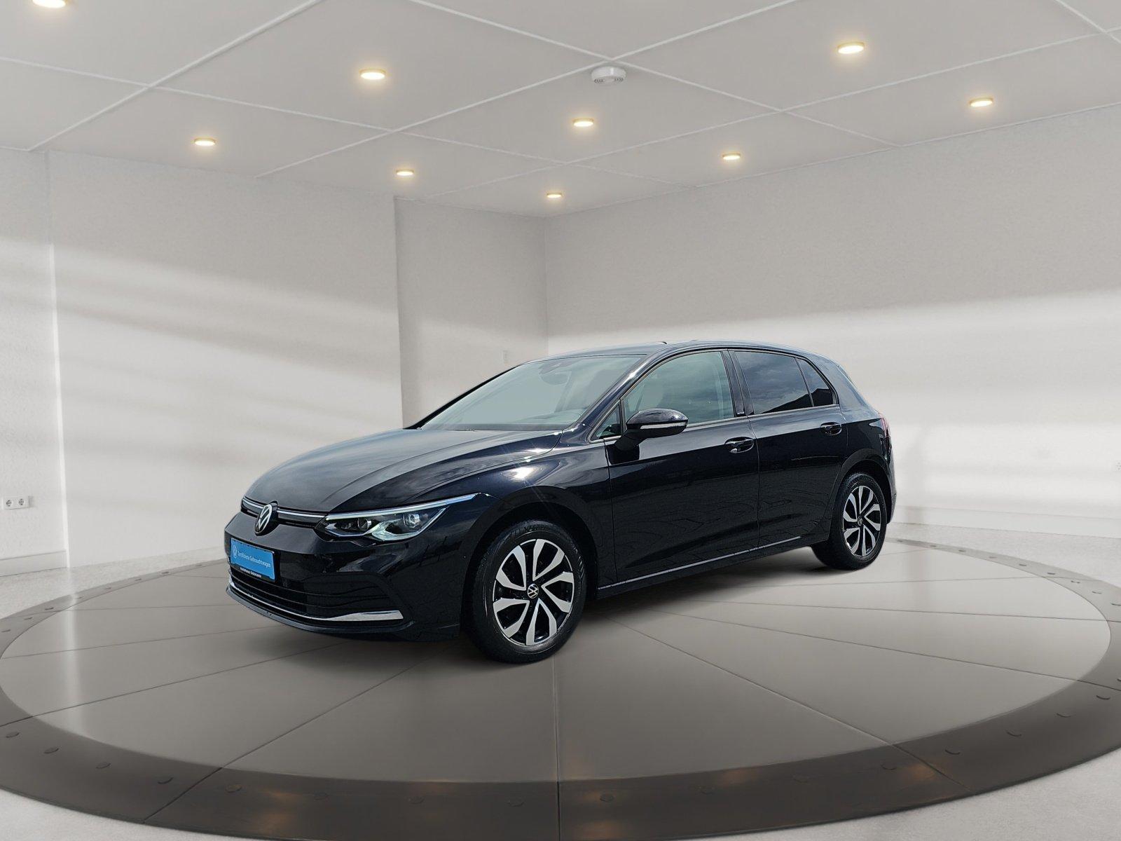 Volkswagen Golf VIII 1.5 TSI Active 4xSHZ ACC Akustikglas