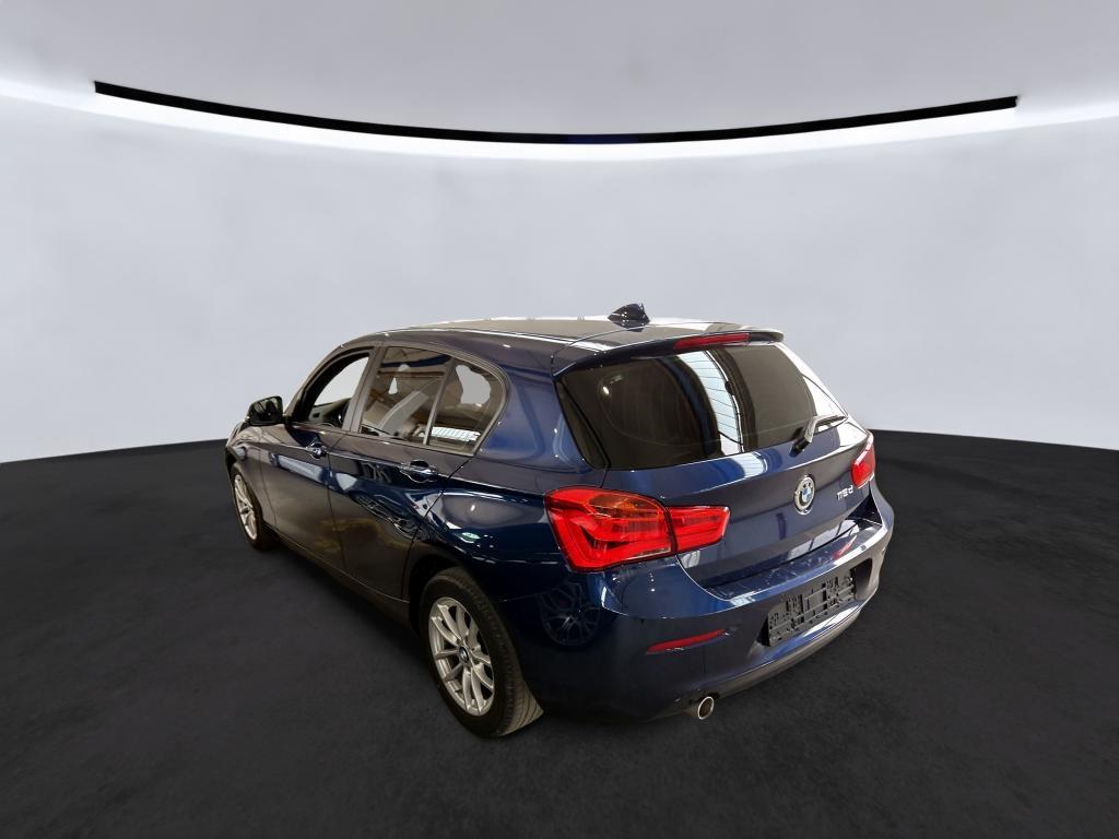 BMW 116 d Limousine 5-trg. Advantage Automatik/LED