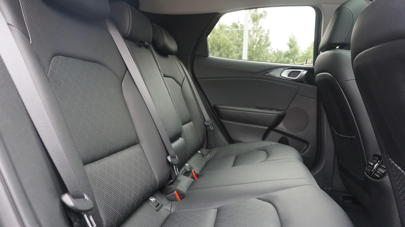 Kia XCeed 1.6 T-GDI Platinum Edition LED Panorama