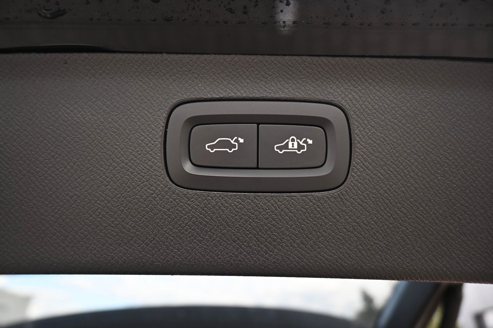 Fahrzeugabbildung Volvo XC90 B5 Ultimate Bright AWD MASS*LUFT*BW*HUD*AHK