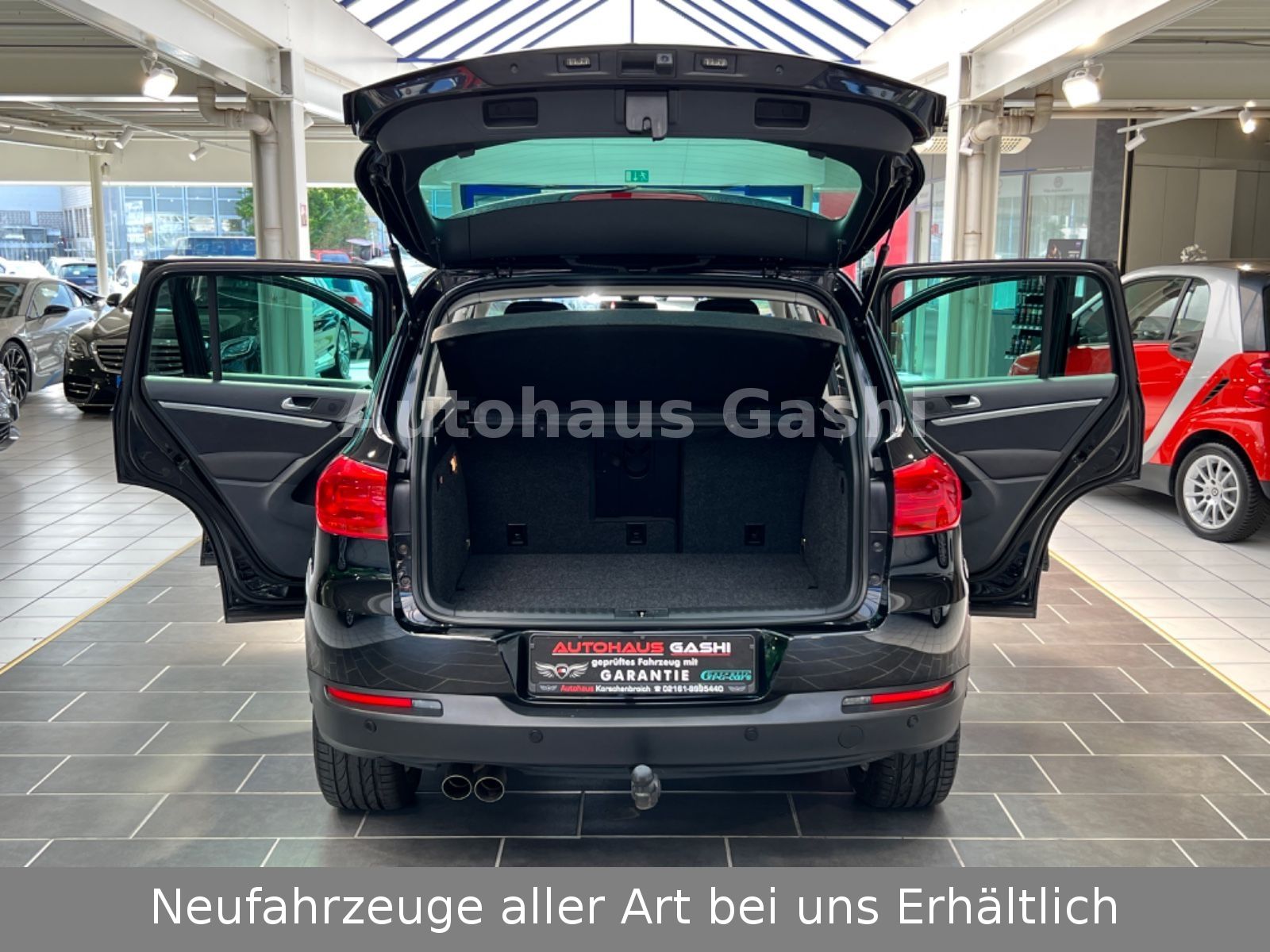 Fahrzeugabbildung Volkswagen Tiguan Cup Sport & Style*2.Hand*Xenon*Navi*AHK