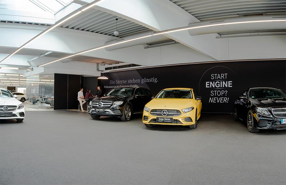 showroom-image-top