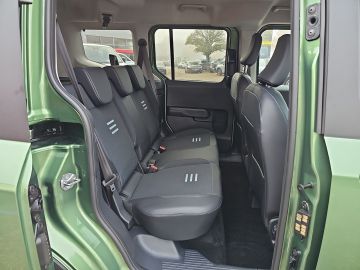 Bild 10 Ford Tourneo Courier BEV Active Leder Digitales Cockp