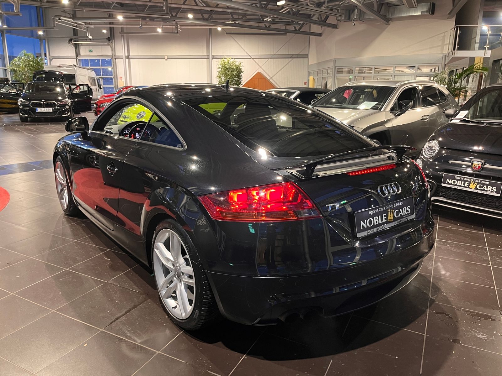Fahrzeugabbildung Audi TT Coupe 1.8 TFSI S-Line XEN NAV SHZ