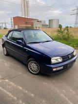 Volkswagen Golf Cabrio blau  Ez. 5/96 74 tkm TÜV 9/20... - Volkswagen Golf aus 1996: Cabrio
