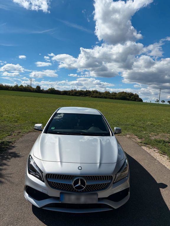 Image of Mercedes-Benz CLA 180