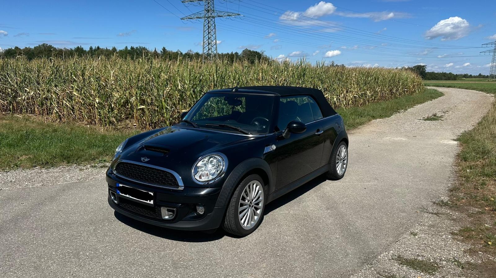 MINI Cooper S Cabrio Leder Navi 8-fach Service