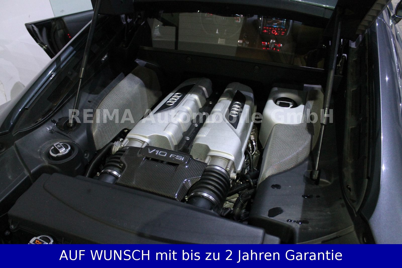 Fahrzeugabbildung Audi R8 Coupe 5.2 FSI quattro Automatik, LED, Carbon