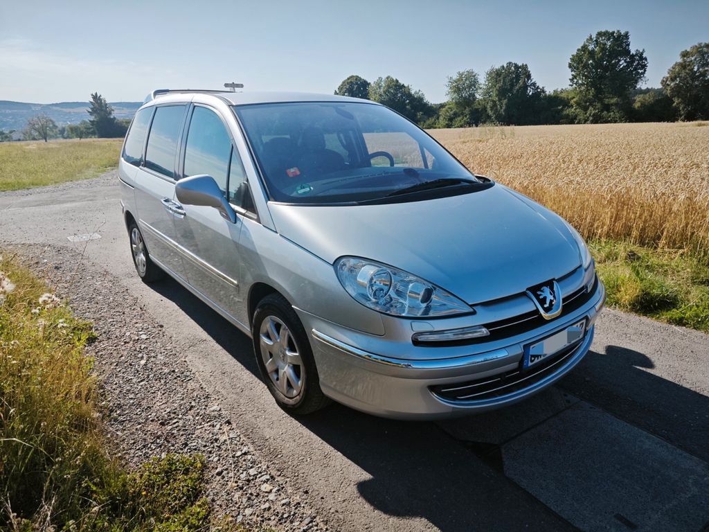 Peugeot 807