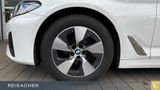 BMW 520dA Touring Navi HUD ACC RüKa 17"LM - BMW 5er Reihe aus 2023