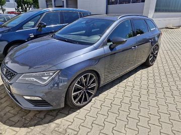 Bild 1 Seat Leon ST 2,0 TSI Cupra 4Drive DSG