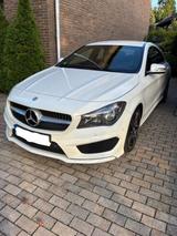 Mercedes-Benz CLA 220 CDI AMG Line - Mercedes-Benz CLA 220 in Duisburg