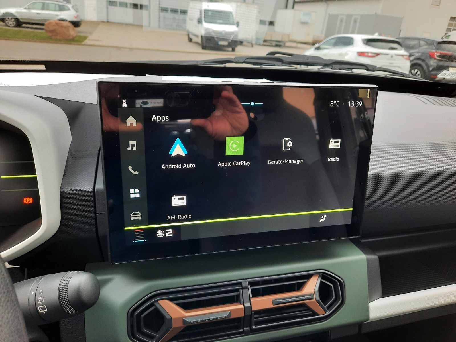 Dacia Spring - Bild 17