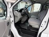 Renault Trafic Behindertengerecht - : Van, Halbautomatik