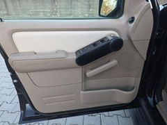 FORD Explorer V8/7-Sitzer