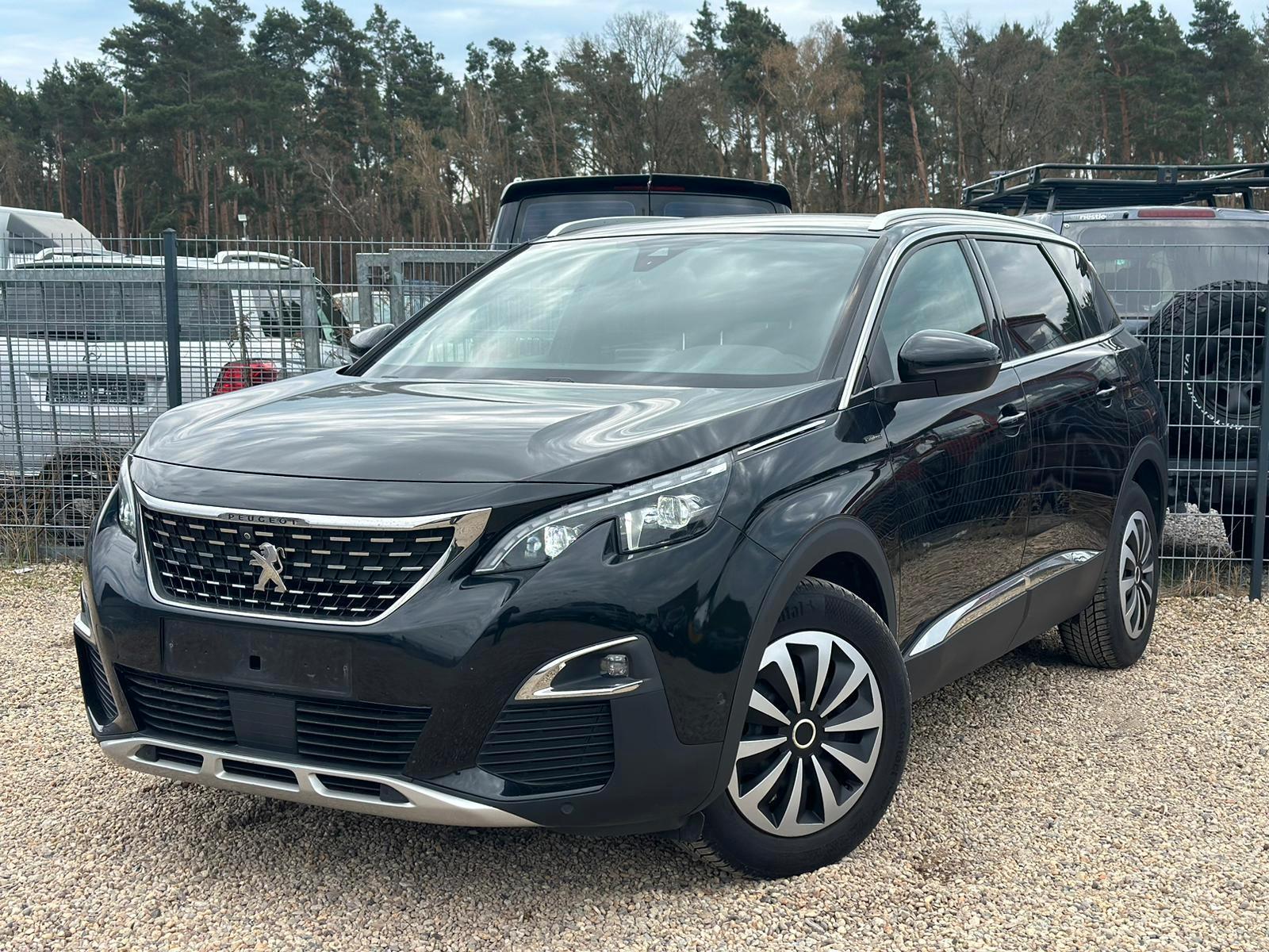 Peugeot 5008 180ps GT Line /SzHg/360Camera/7sitze/Xenon