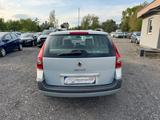 Renault Megane 2-Hand Scheckheft Allwetterreifen TÜV neu - Renault Megane aus 2005: Kombi