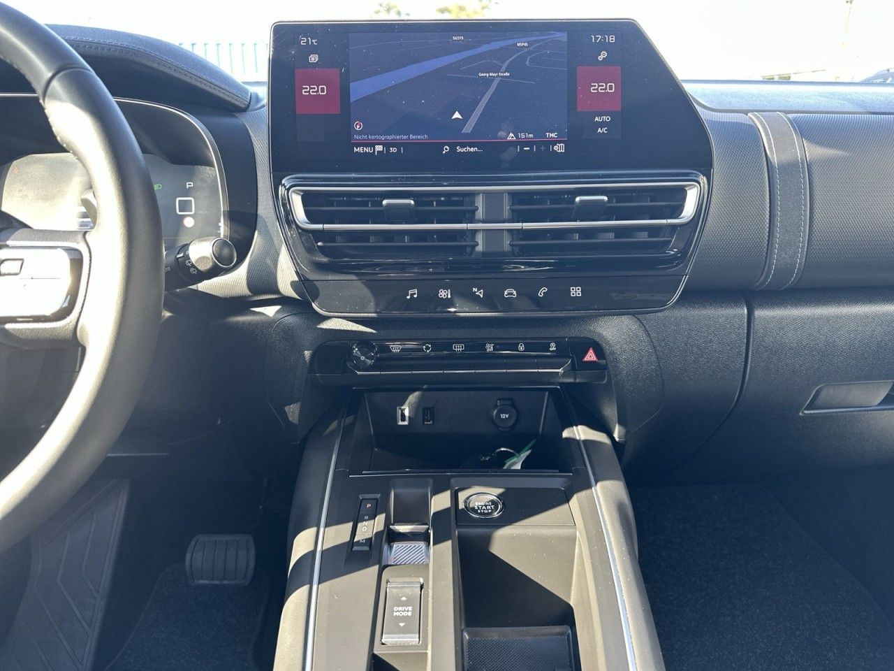 Fahrzeugabbildung Citroën C5 Aircross Hybrid 136 -DSC6 Max - mit KI generiert/bearbeitet