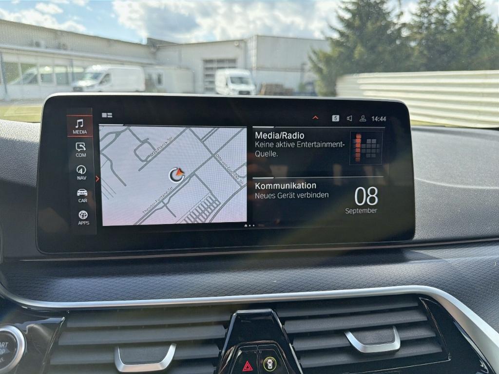 BMW 530 d xDrive M Sport Touring M Sport Sportpaket 