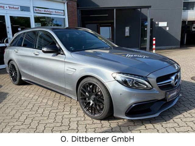 Mercedes-Benz C 63 T AMG Pano Performance AGA Burmester