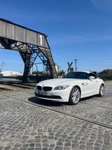 BMW Z4 sDrive20i / 19" / CarVertical & Wertgutachten - BMW Z4 mit Benzin-Antrieb: Cabrio, Automatik