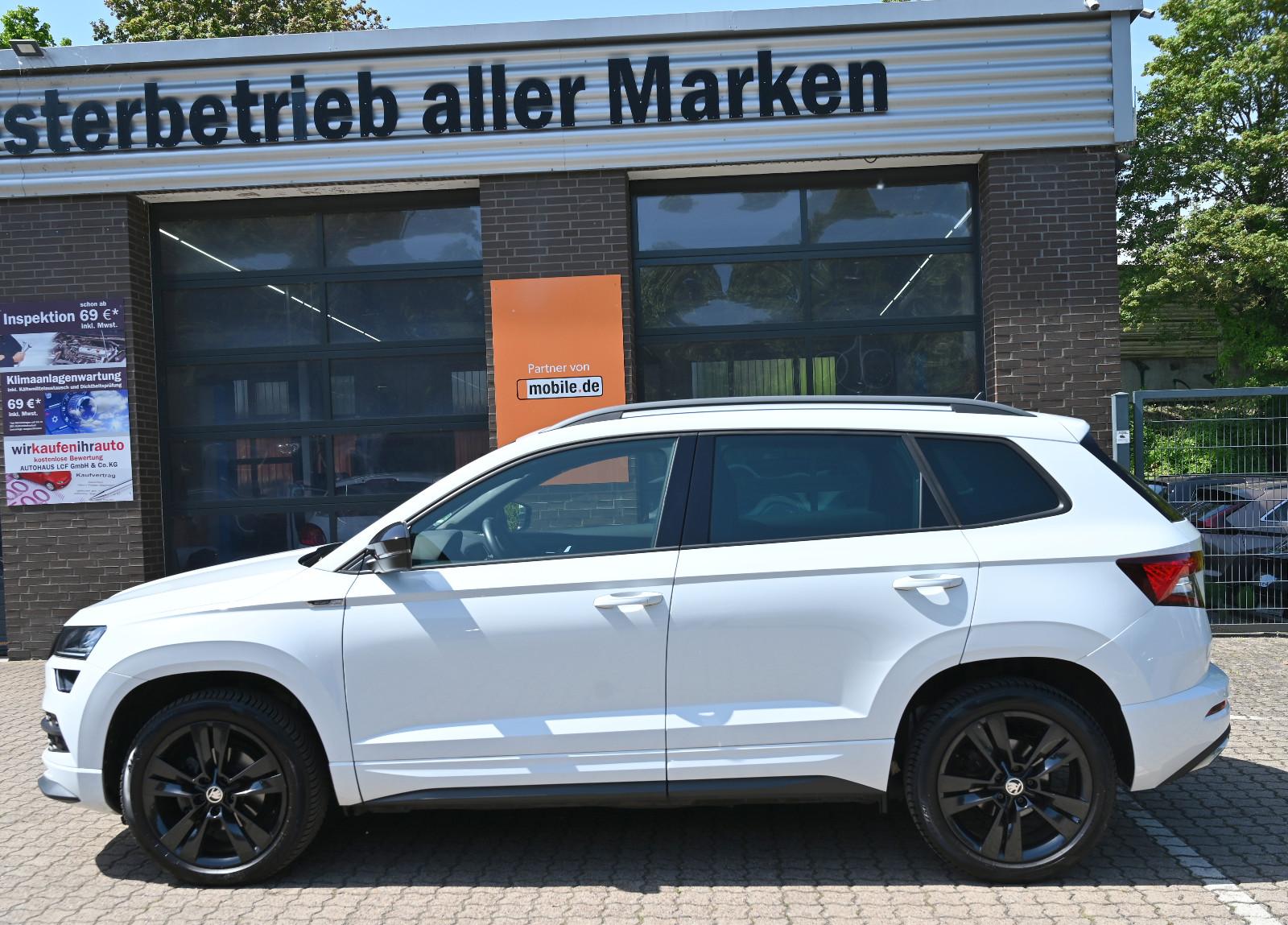 Skoda Karoq 1.5 TSI Sportline Navi CarPlay LED PDC