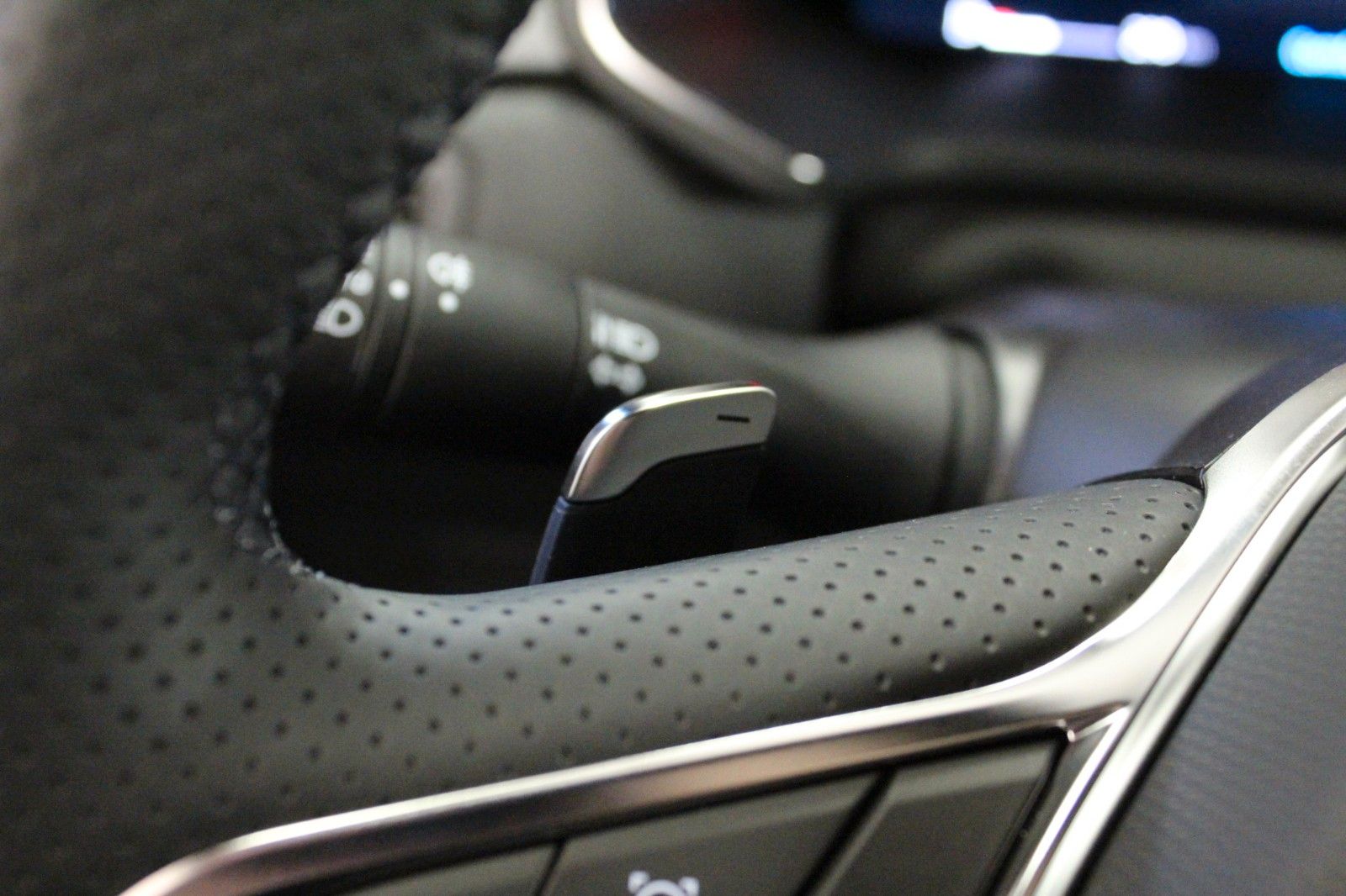 Fahrzeugabbildung Renault Captur Mild Hybrid 140 EDC Techno*Safety Paket*