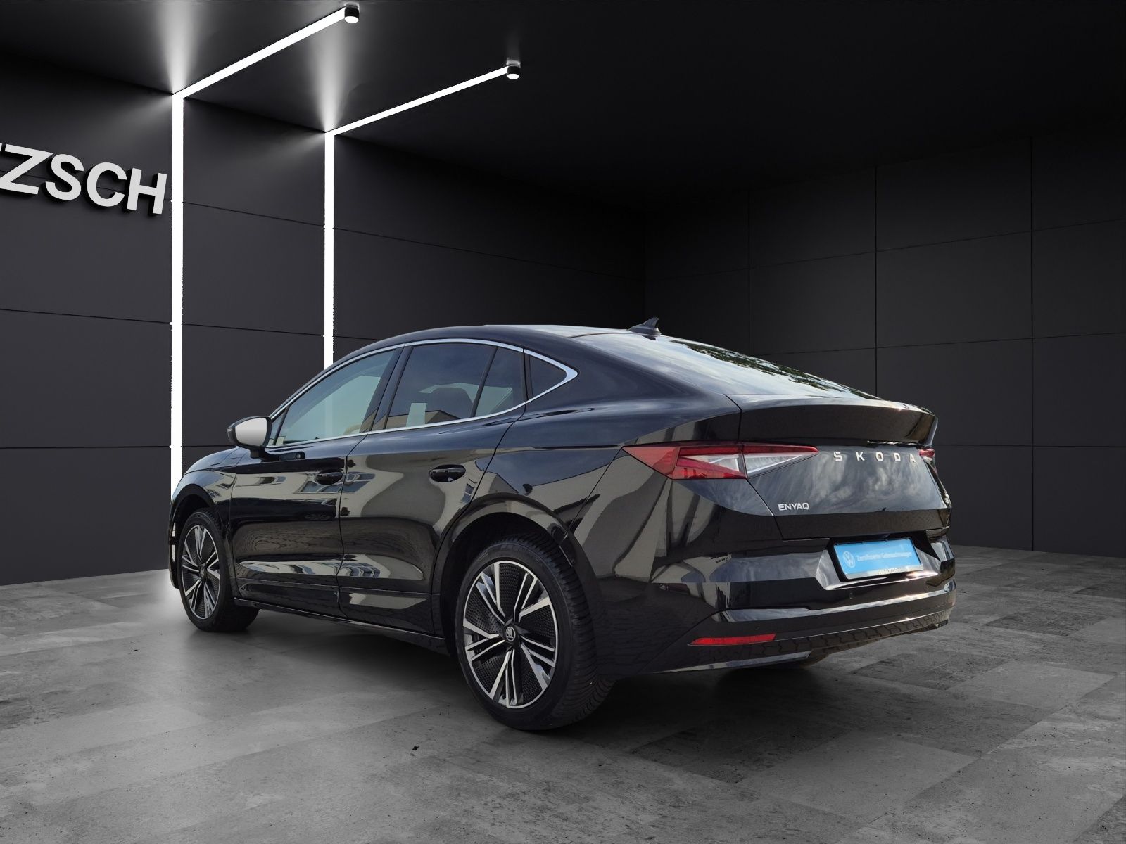 Fahrzeugabbildung SKODA Enyaq Coupé 85 Loft Matrix AHK WäPu Navi Pano AC