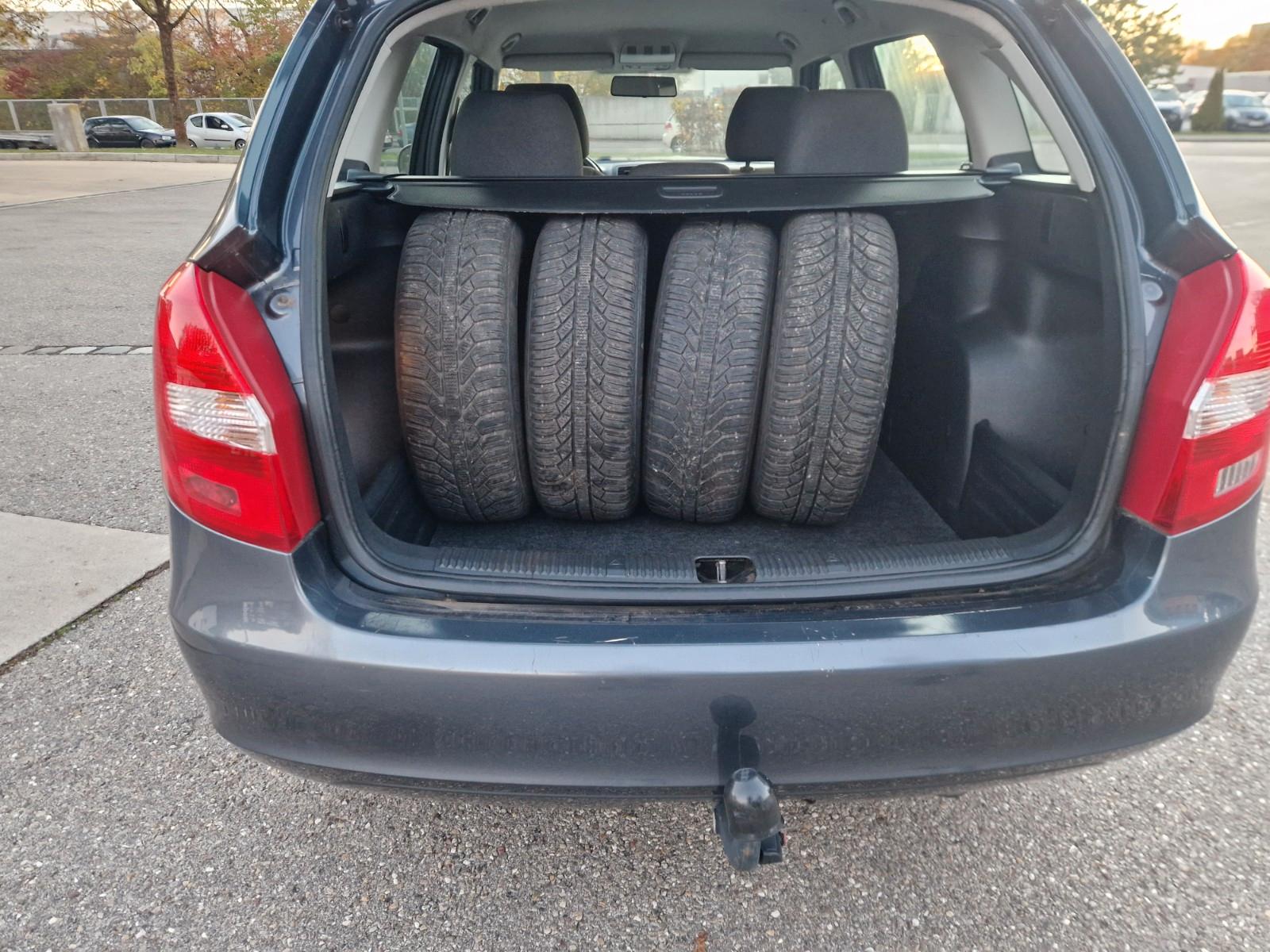Skoda Fabia 2010 — photo 8