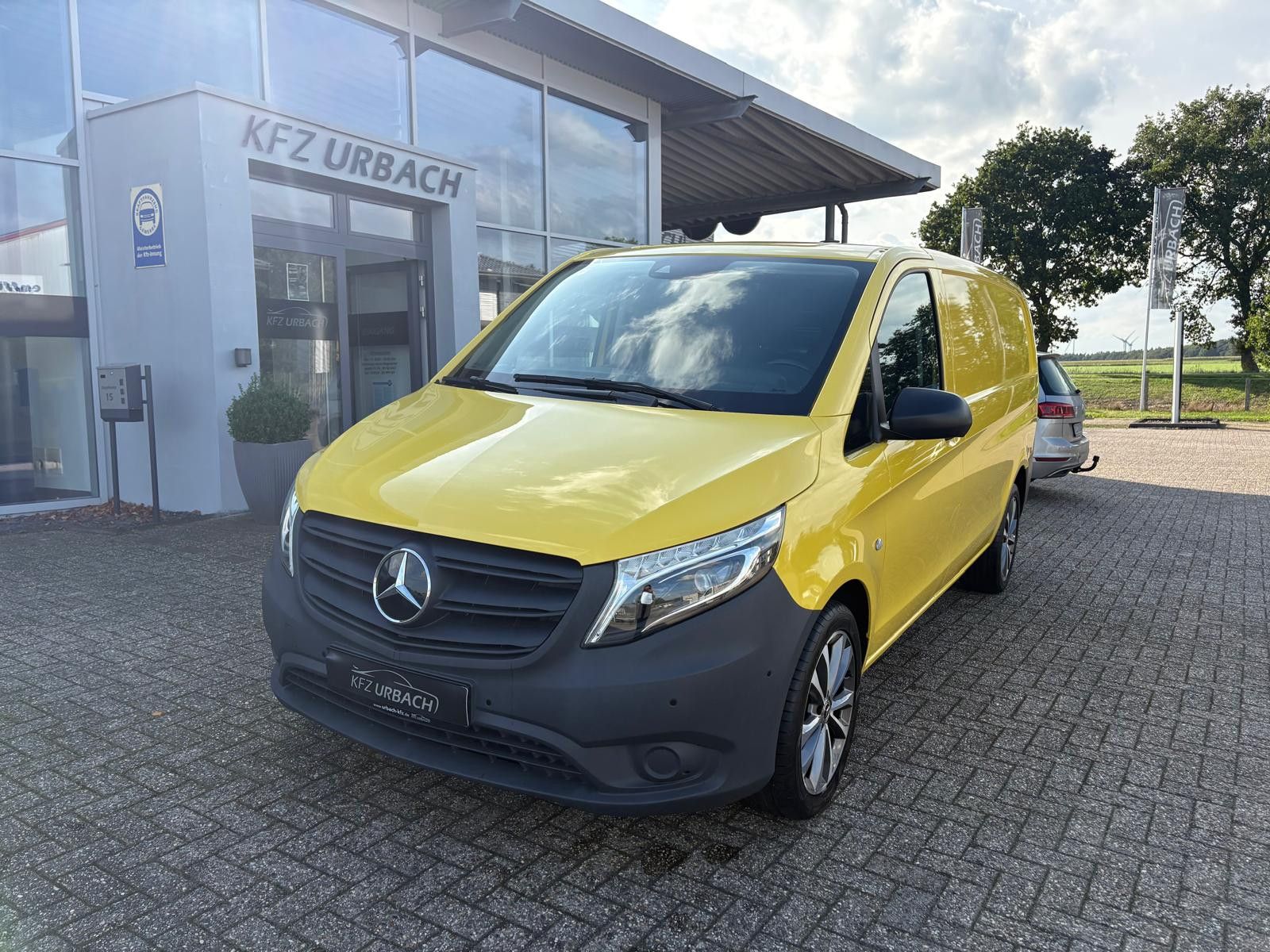 Mercedes Vito - 1