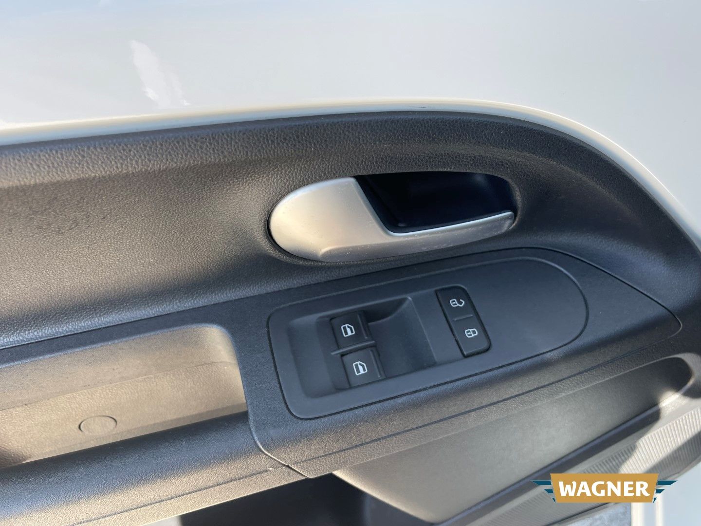 Fahrzeugabbildung Volkswagen up! Klimaanlage Tempomat Rückfahrkamera