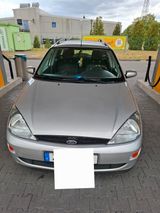 Ford Focus 1.6 - - Ford Focus aus 2001: Kombi