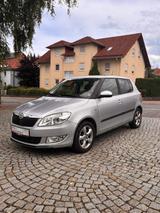 Skoda Fabia Family*WENIGKM*SHZ*KILMAAUTOMATIK* - Skoda Fabia aus 2011