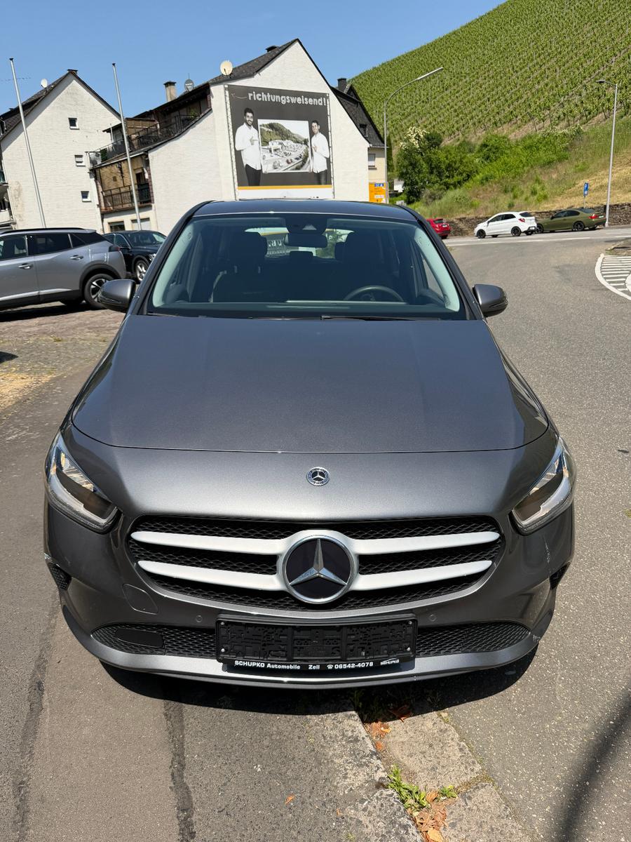 Mercedes-Benz B 250 e Business