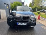 BMW X5 xDrive40d M paket - BMW X5 in München