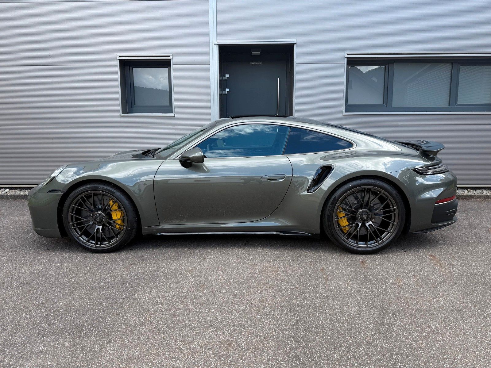 Porsche 992 Turbo S imagem 2