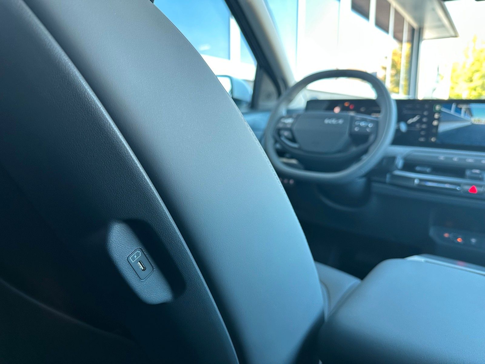 Fahrzeugabbildung Kia EV3 81.4 EARTH WIC UPG DWP