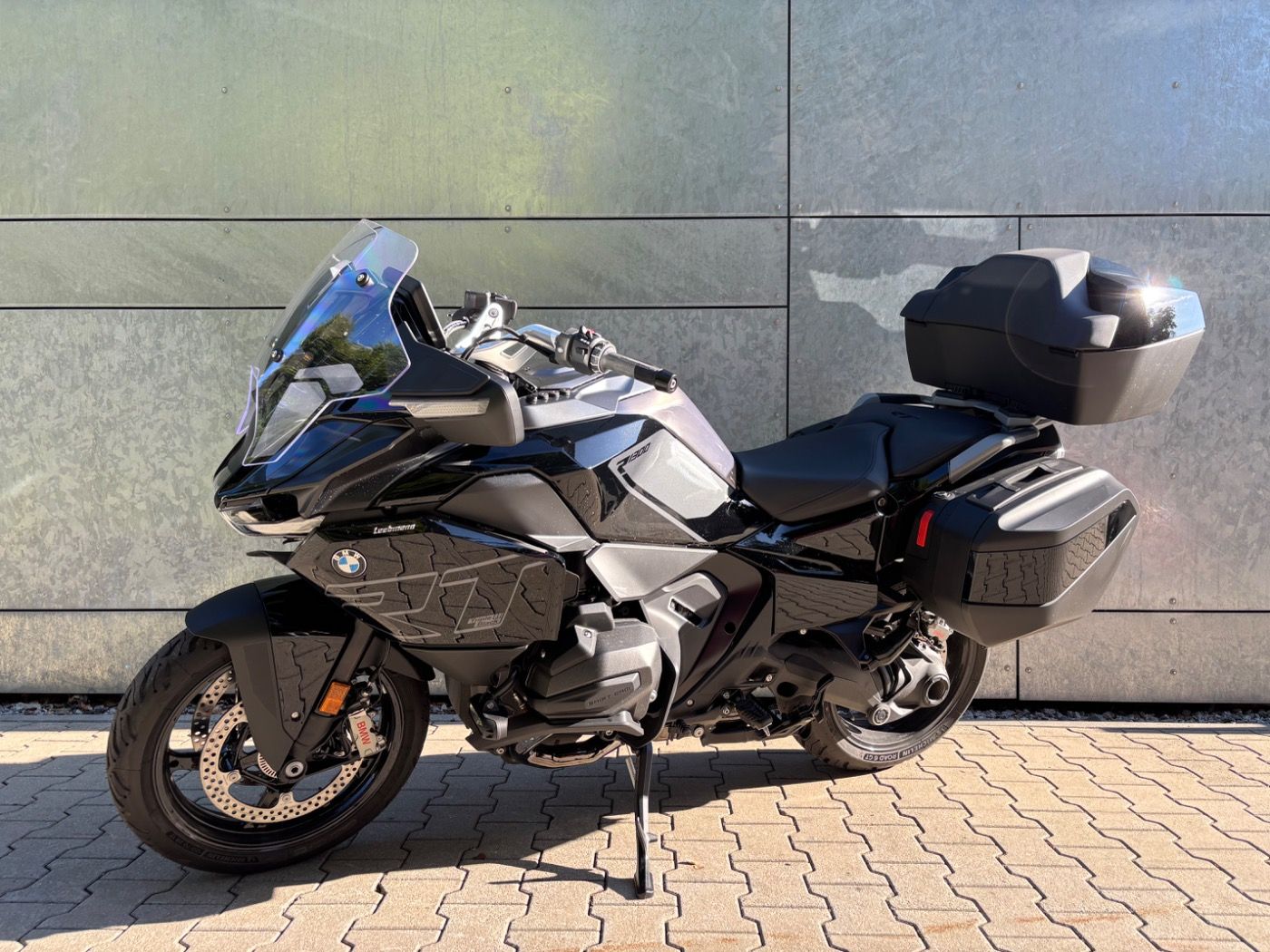 Fahrzeugabbildung BMW R 1300 RT 4 Pakete
