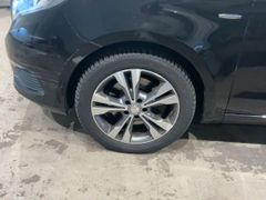MERCEDES-BENZ 250D lang Blue Avantgarde Panorama Sitzklima