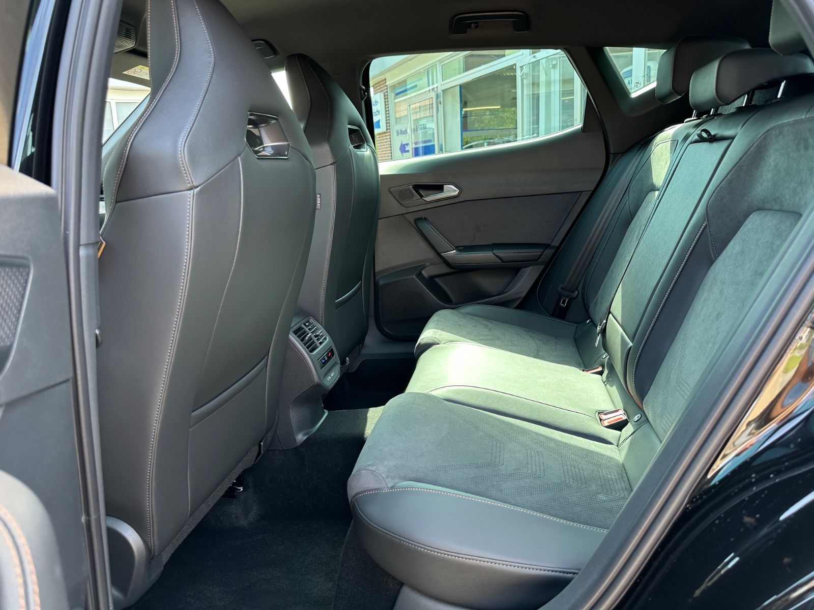 Fahrzeugabbildung CUPRA Formentor VZ 2.0 TSI 4Drive ACC/AHK/CarPlay