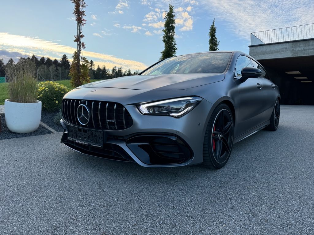 Mercedes-Benz CLA 45 AMG Shooting Brake