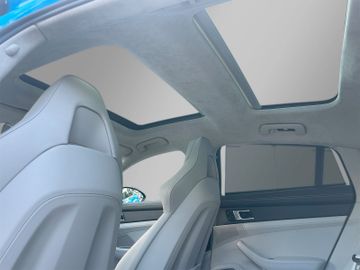Porsche Panamera Turbo*PTS*PCCB*Chrono*Burmester*18-Wege
