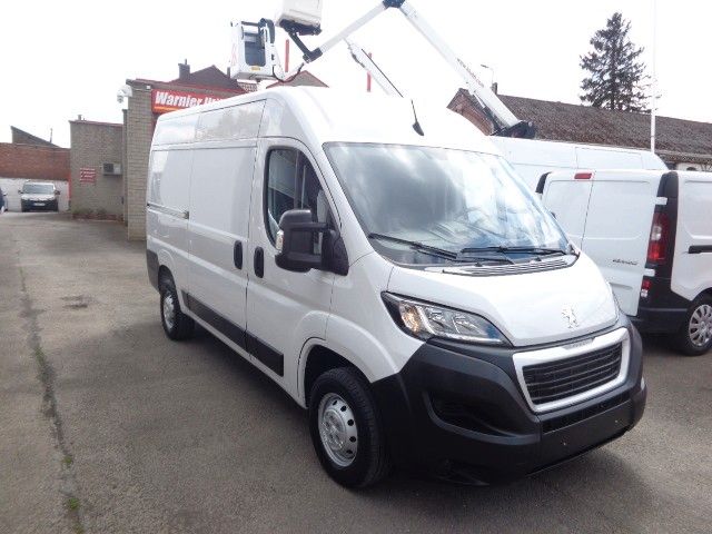 Peugeot Boxer L2H2  27850€ HTVA