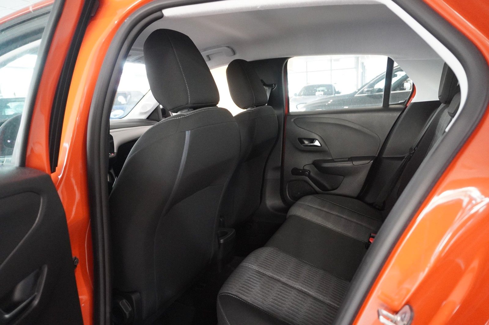 Fahrzeugabbildung Opel Corsa-e F EDITION 7KW NAVI/VIRT/TEMP/DAB/WÄRMEP.