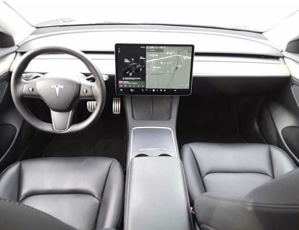Fahrzeugabbildung Tesla Model 3 PERFORMANCE DUAL-MOTOR NAVI/LED/PANO/DAB